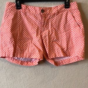 Old Navy Size 6 shorts 4 inch